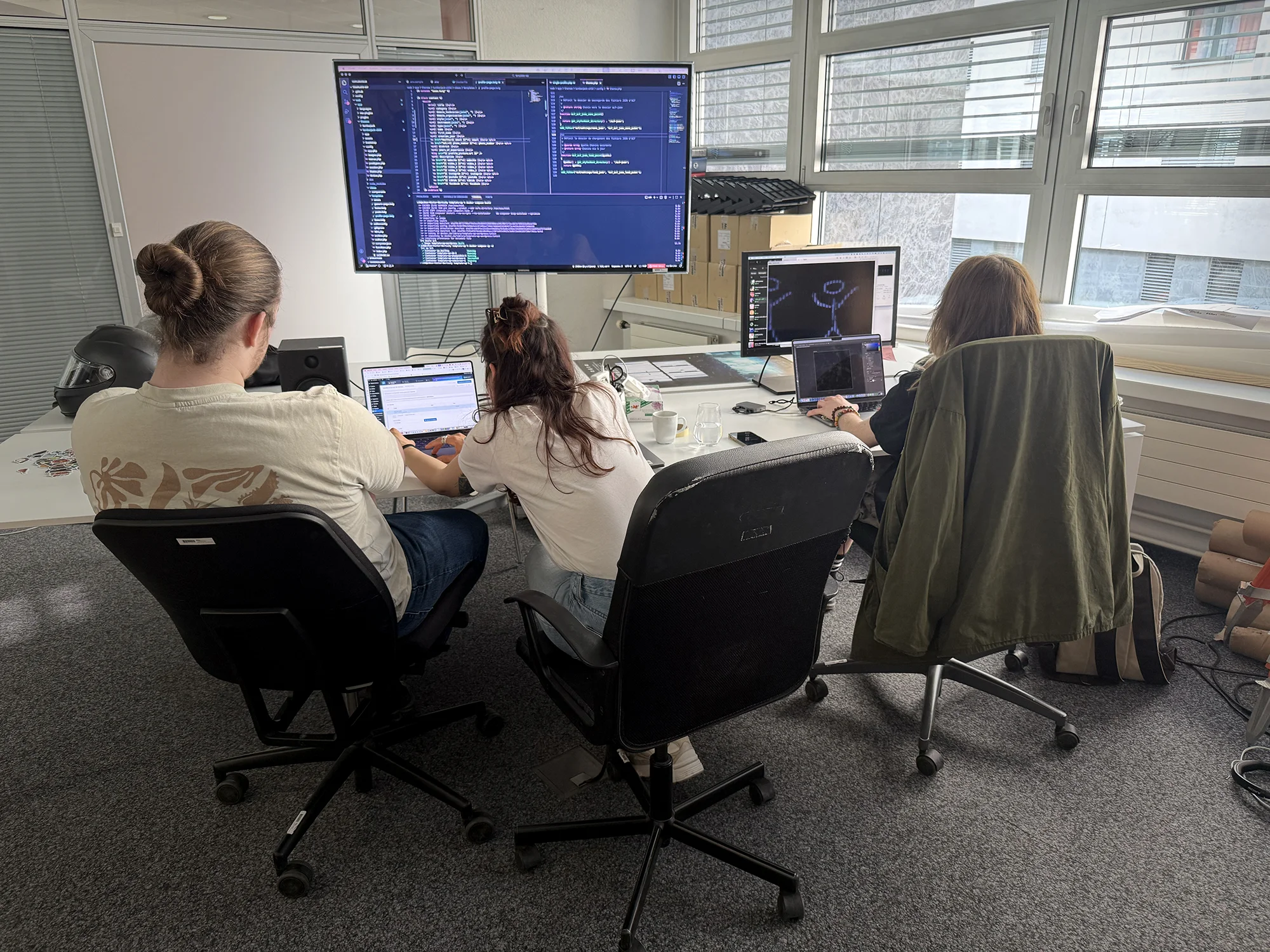 Séance de travail sur les différentes options pour coder la maquette du site.